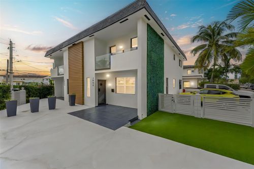 4-7996 Crespi Blvd, Miami Beach, FL, 33141-1807 | Card Image