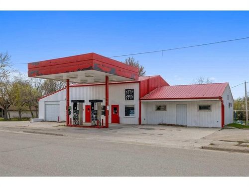 401 West Street, New Virginia, IA, 50210 | Card Image