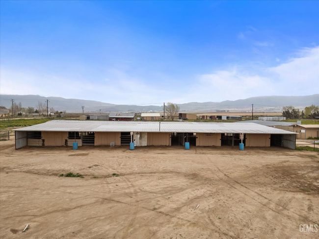 20411 Pegasus St, House other with 3 bedrooms, 2 bathrooms and null parking in Tehachapi CA | Image 20