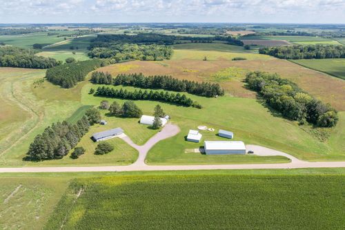 39321 141st Ave, Montgomery, MN, 56069-4205 | Card Image