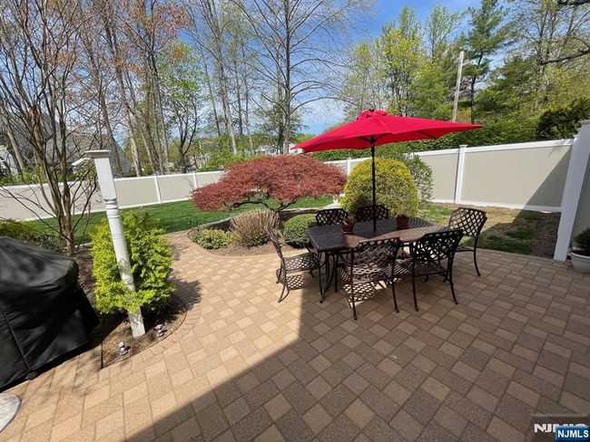 21 Laurel Ct, House other with 4 bedrooms, 3 bathrooms and null parking in Paramus NJ | Image 25