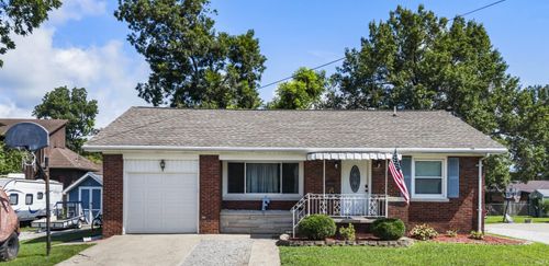 302 E Vine St, Fort Branch, IN, 47648-1120 | Card Image