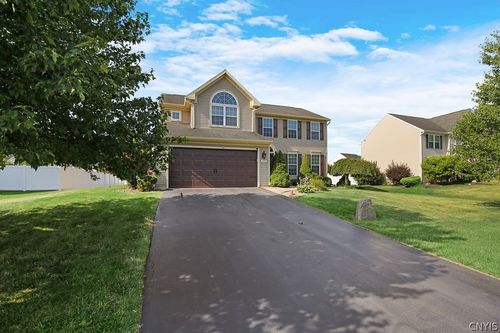 4452 Millstream Dr, Clay, NY, 13041-2551 | Card Image