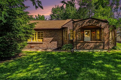 33700 Beechwood St, Westland, MI, 48185-3002 | Card Image