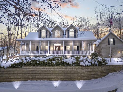 544 Grand Ridge Dr, Howard, OH, 43028-8407 | Card Image