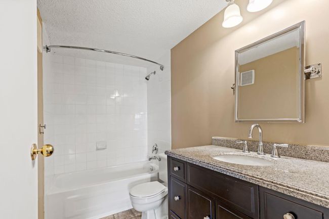 104 - 9700 92 Avenue, Condo with 2 bedrooms, 1 bathrooms and 1 parking in Grande Prairie AB | Image 7