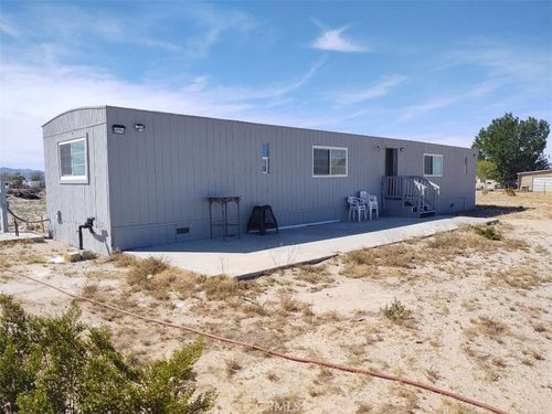 10794 Palomar Ave, Lucerne Valley, CA, 92356-7955 | Card Image