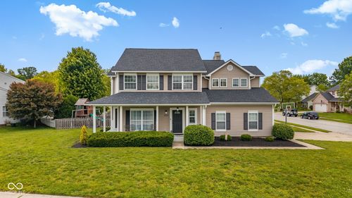 7979 Cobblesprings Dr, Avon, IN, 46123-8787 | Card Image