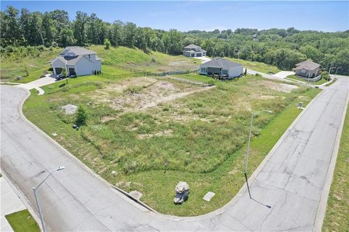 12200 Grand Ave, Kansas City, MO, 64145-1412 | Card Image