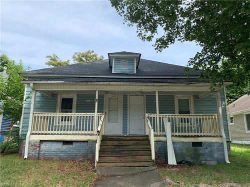 1015 Adams St, High Point, NC, 27262-6900 | Card Image
