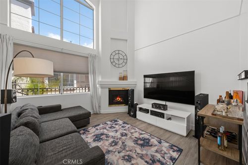 j202-7110 La Tijera Blvd, Los Angeles, CA, 90045-3900 | Card Image