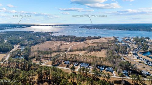 246 Amphitheater Dr, Swansboro, NC, 28584-8112 | Card Image