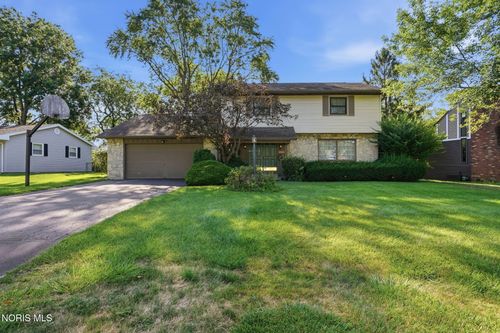 2415 Sweetwater Road, Findlay, OH, 45840 | Card Image