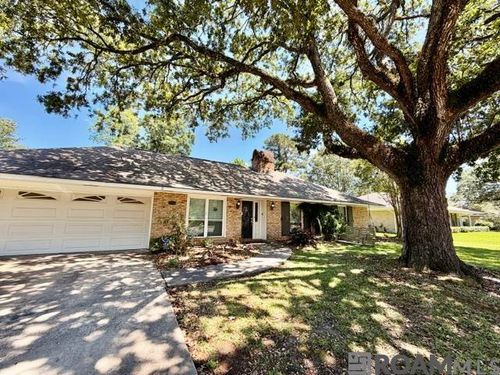 1951 Shawn Dr, Baton Rouge, LA, 70806-8452 | Card Image