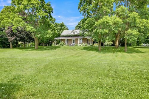 120 Kilmarnock Rd, Smiths Falls, ON, K7A5B8 | Card Image