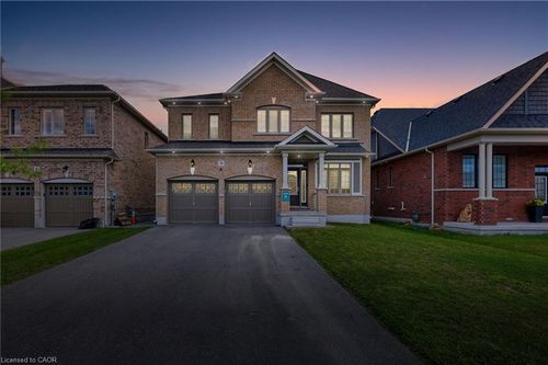 15 Douglas Kemp Cres, Bowmanville, ON, L1C7E3 | Card Image