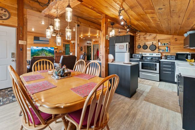 48055TamarackRiverRdSandstone-16.jpg | Image 14