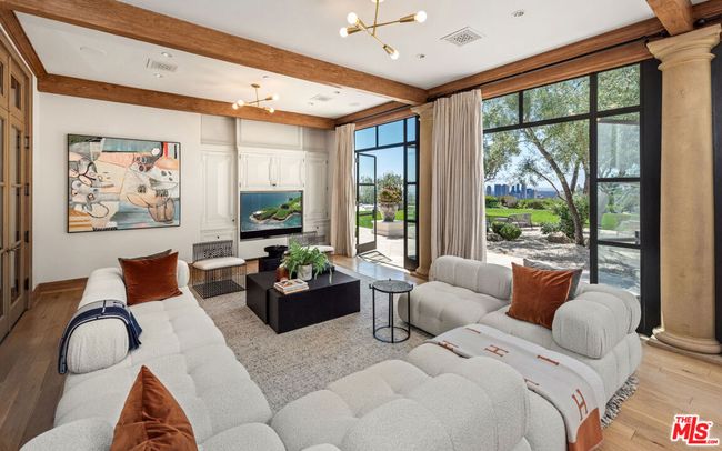9904 Kip Dr, House other with 10 bedrooms, 22 bathrooms and null parking in Beverly Hills CA | Image 10