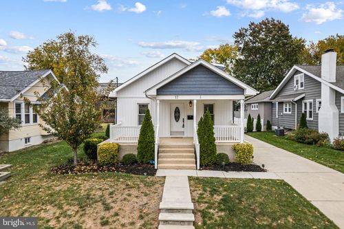 17 Lindis Farne Ave, HADDON TOWNSHIP, NJ, 08108-2707 | Card Image