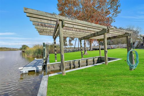 2211 Bayou Dr, League City, TX, 77573-2767 | Card Image