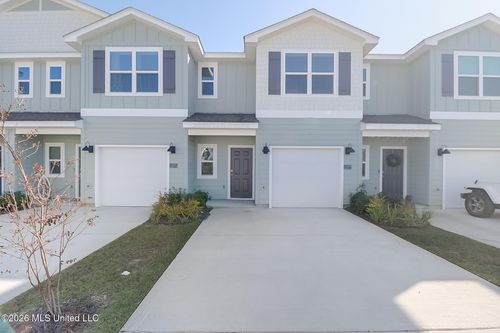 12281 Sinclaire Dr, Gulfport, MS, 39503-1013 | Card Image