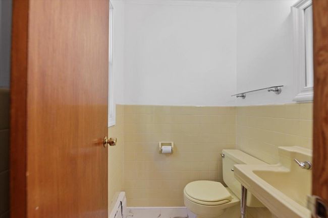 275 Hillvale Dr, House other with 3 bedrooms, 2 bathrooms and null parking in Manchestr Ctr VT | Image 11