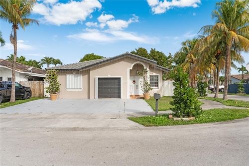 13941 Sw 13th St, Miami, FL, 33184-3526 | Card Image