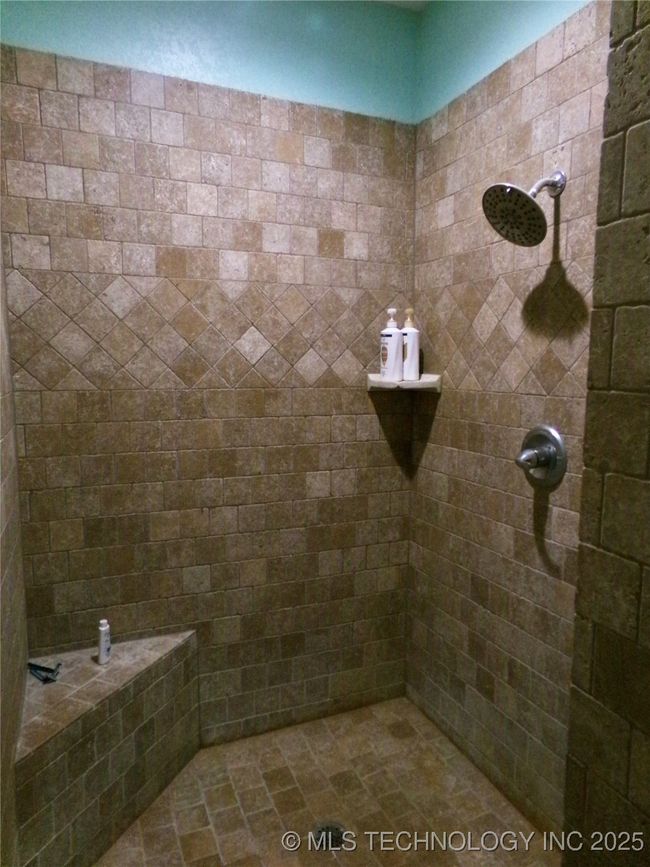 Large walk-in shower in master bath | Image 16