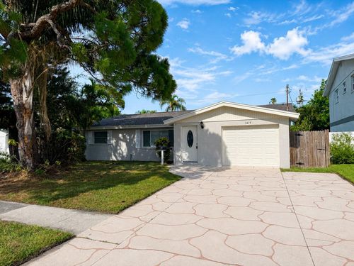 5419 Denver St Ne, ST PETERSBURG, FL, 33703-3244 | Card Image