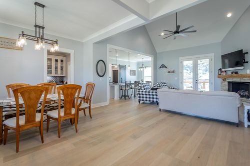 160 Red Fox Ln Nw, Cleveland, TN, 37312-3184 | Card Image