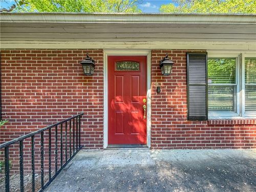 6058 Harleston Rd, Atlanta, GA, 30328-4106 | Card Image