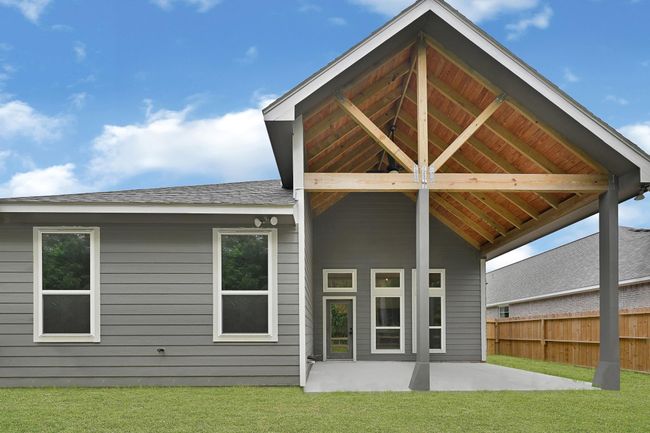 525 Little Spring Ct, House other with 4 bedrooms, 3 bathrooms and 2 parking in Anahuac TX | Image 26