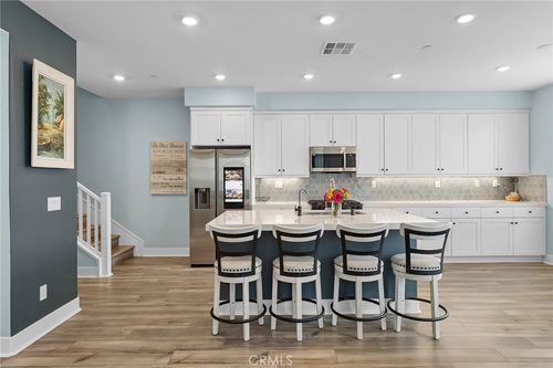 705 Arrowleaf Rd, Rancho Mission Viejo, CA, 92694-1726 | Card Image
