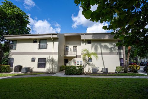 20103-2916 Carambola Cir S, Coconut Creek, FL, 33066-2584 | Card Image