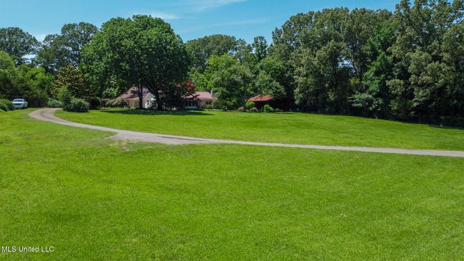 Driveway | Image 61