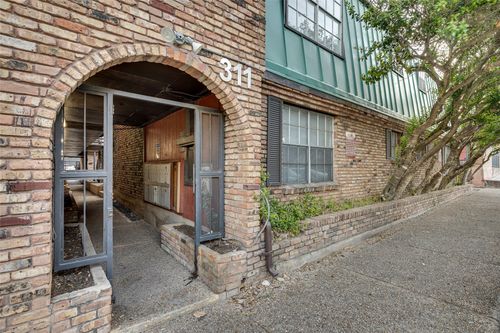 306-311 E 31st Street, Austin, TX, 78705 | Card Image