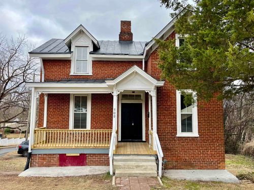 500 Ridge St, CHARLOTTESVILLE, VA, 22902-5558 | Card Image