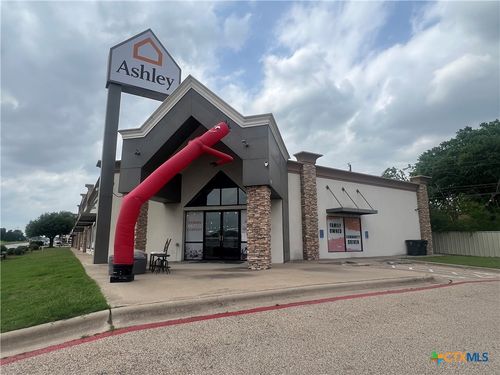 i-14-2301 Imperial Dr, Killeen, TX, 76541-9142 | Card Image