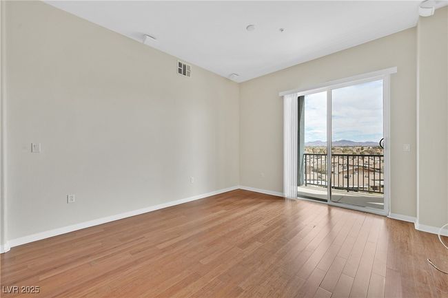 428 - 62 E Serene Ave, Condo with 2 bedrooms, 2 bathrooms and null parking in Las Vegas NV | Image 6