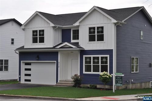 312 Lambert Ave, Northvale, NJ, 07647-1604 | Card Image