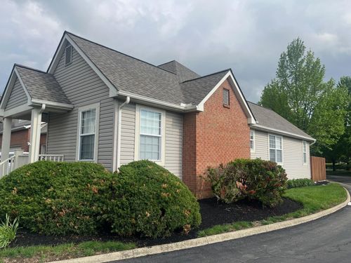 6970 Greensview Village Dr, Canal Winchester, OH, 43110-8356 | Card Image