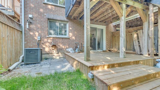 22 Macintyre Lane, Condo with 3 bedrooms, 3 bathrooms and 1 parking in Ajax ON | Image 39