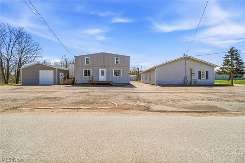 184 E Walnut St, Jefferson, OH, 44047-1122 | Card Image