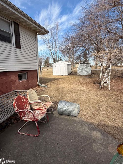 501 College Dr, Creston, IA, 50801-1204 | Card Image