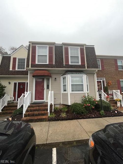 105 Burnt Bridge Way, Yorktown, VA, 23692-4746 | Card Image