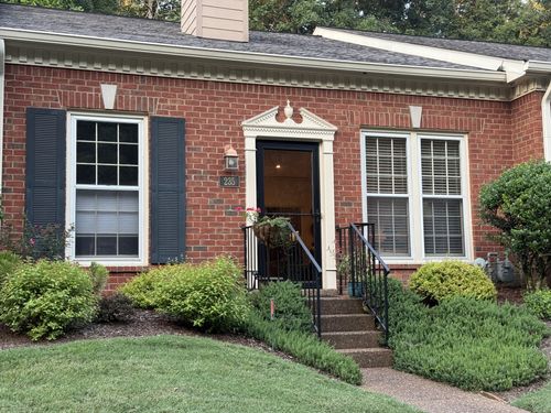 235 Windsor Terrace Dr, Nashville, TN, 37221-2279 | Card Image