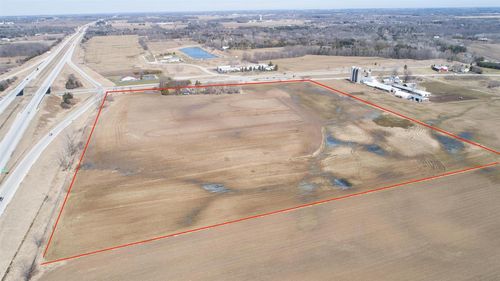 5813 Michigan Avenue, Manitowoc Rapids, WI, 54220 | Card Image