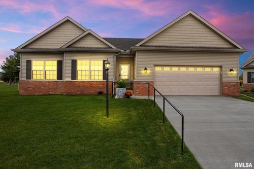 10900 Woodale Dr, Dunlap, IL, 61525-2544 | Card Image