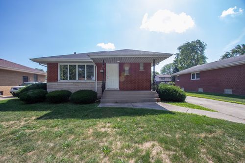 8113 Euclid Ave, Munster, IN, 46321-1705 | Card Image