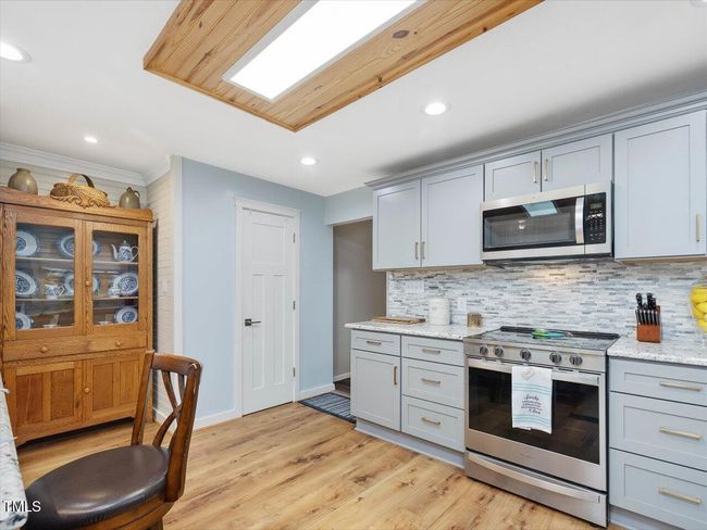 19-Kitchen | Image 18